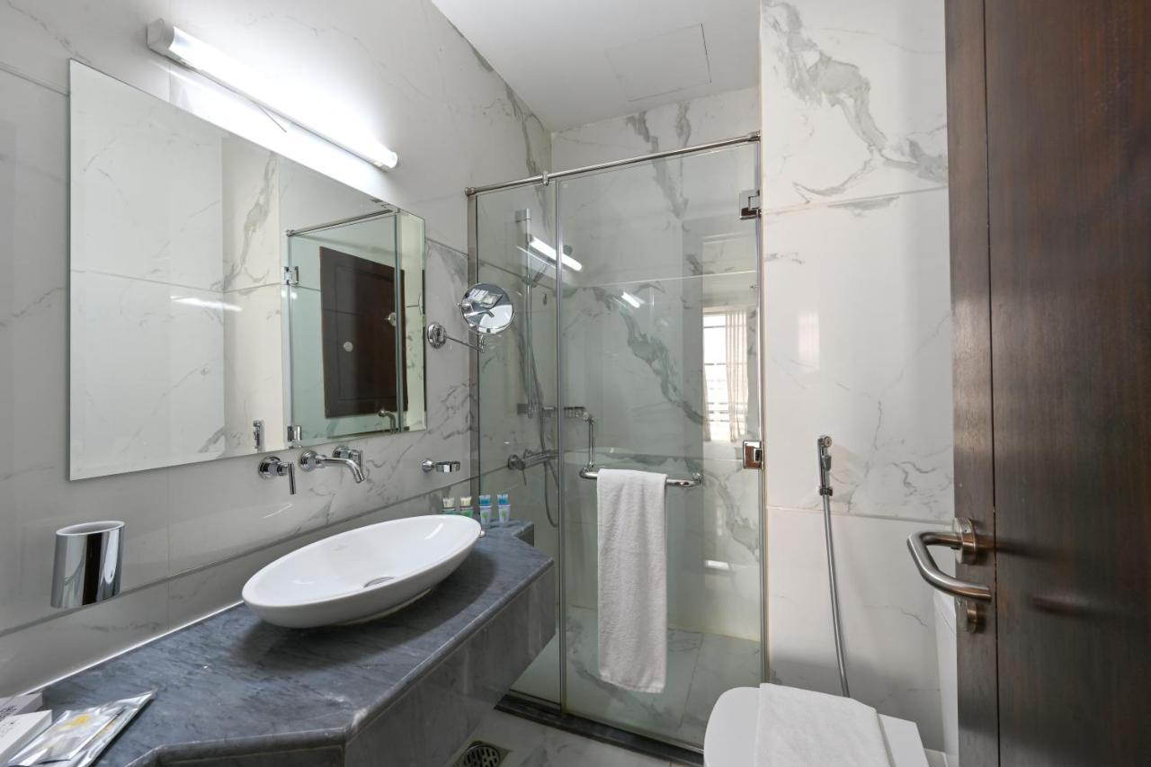 Al Mansour Suites Hotel Doha Kültér fotó