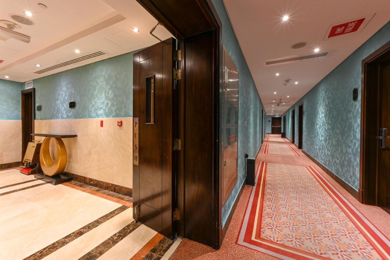 Al Mansour Suites Hotel Doha Kültér fotó