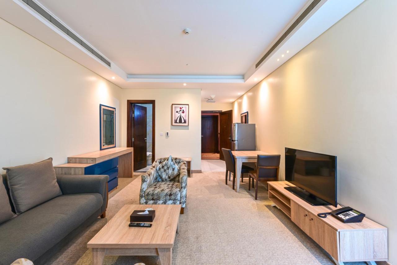 Al Mansour Suites Hotel Doha Kültér fotó