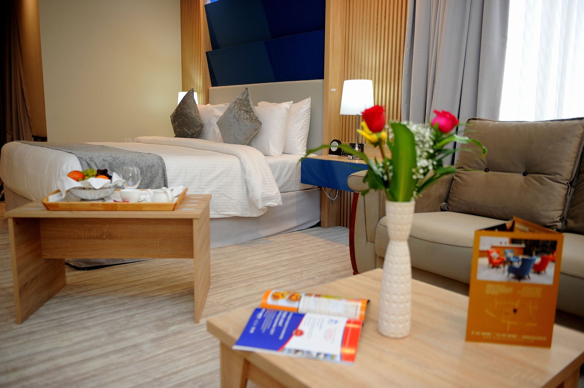 Al Mansour Suites Hotel Doha Kültér fotó